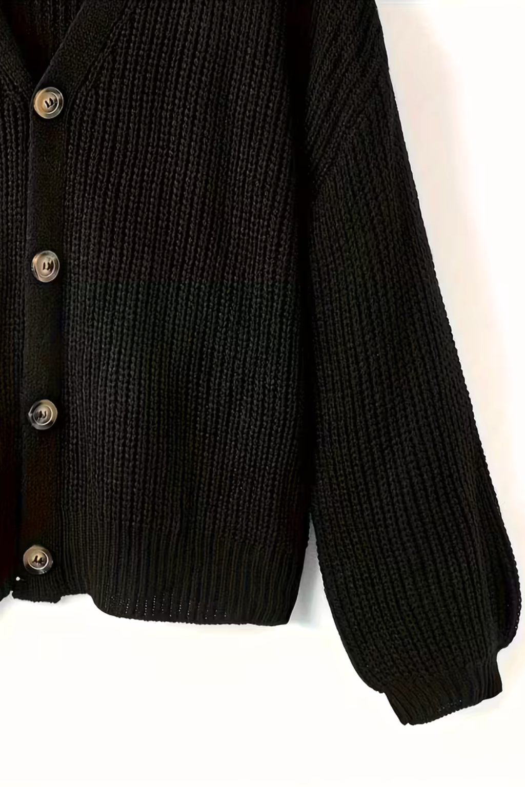 Cavemond Women’s Knitted V-Neck Cardigan